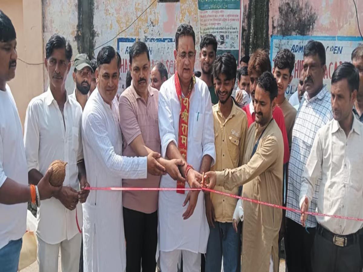 जिला पंचायत अध्यक्ष ने विकास कार्यों का किया शिलान्यास